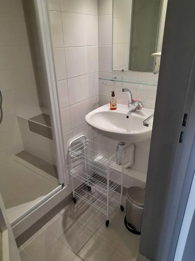 Appartement T2-L'Eperlan-St Enogat-Dinard France